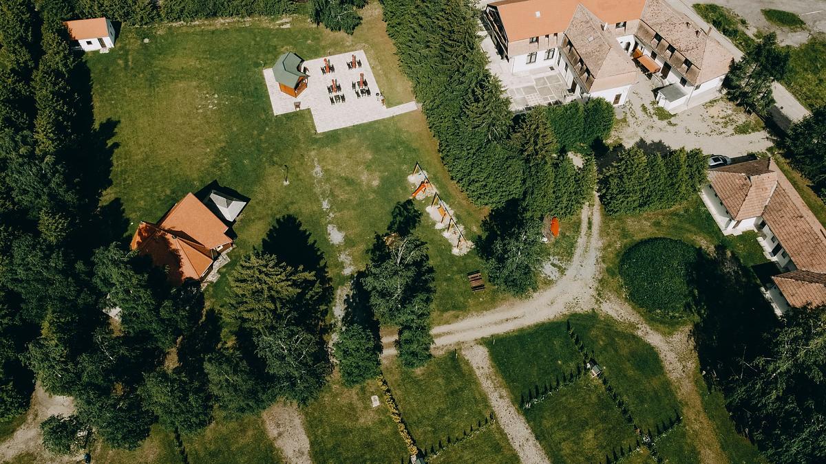 Négyes panzió