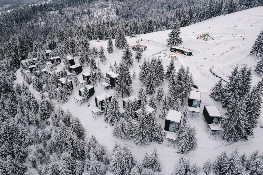 Oxygen Resort Cabin